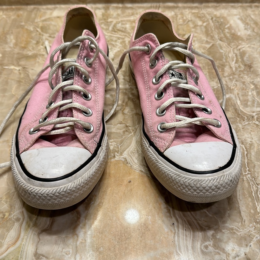 Converse - Picture 6 of 8